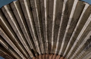 Detail vějíře znázorňujícího mapu Bath, kolem roku 1790 (tištěný papírový list a dřevo) od English School